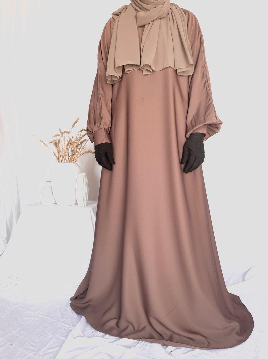 Solid colour abaya